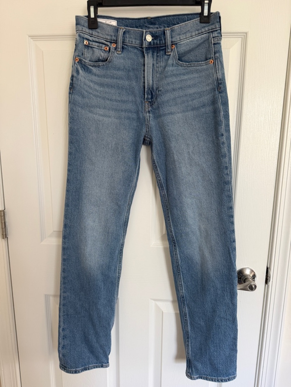 GAP Women's Straight Leg Jeans - Medium Blue Wash